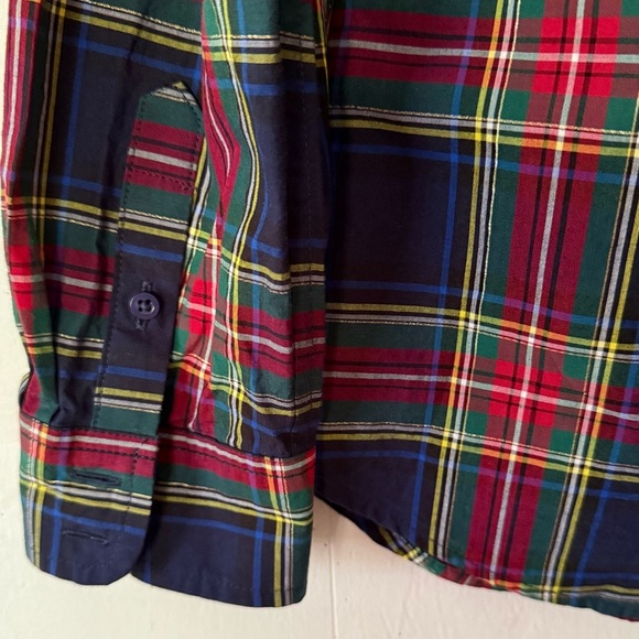 Talbots Classic Shirt in Scenic Plaid Size SP - Picture 3 of 9